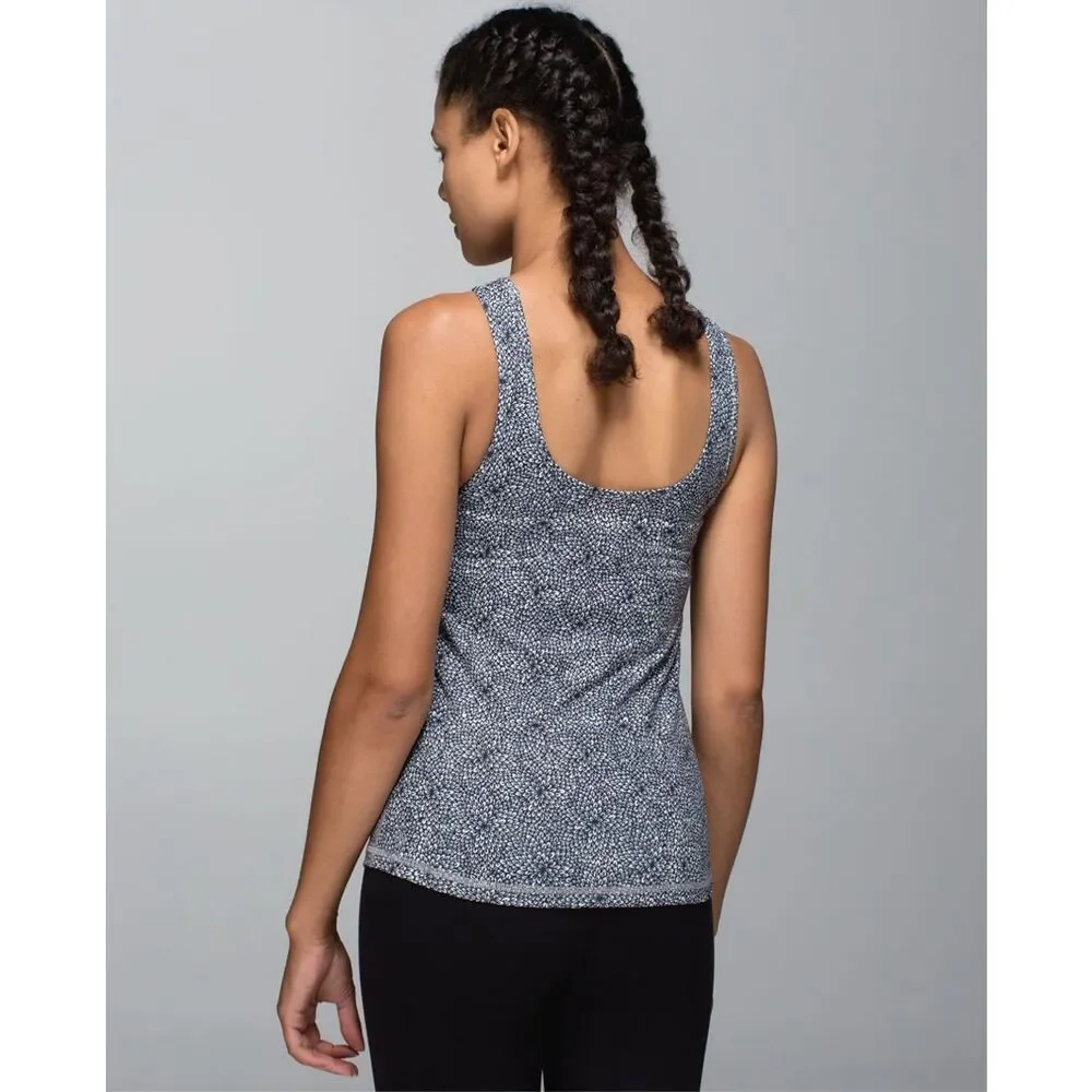 Lululemon Front Racer II In Plush Petal Black Ghost Size 6